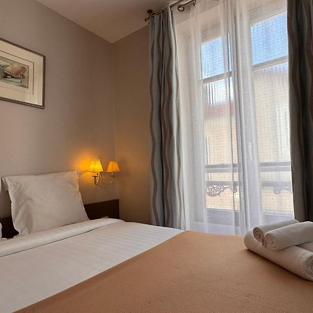 Hotel Paris Vesinet- Logis Hotel Restaurant Le Vésinet 외부 사진
