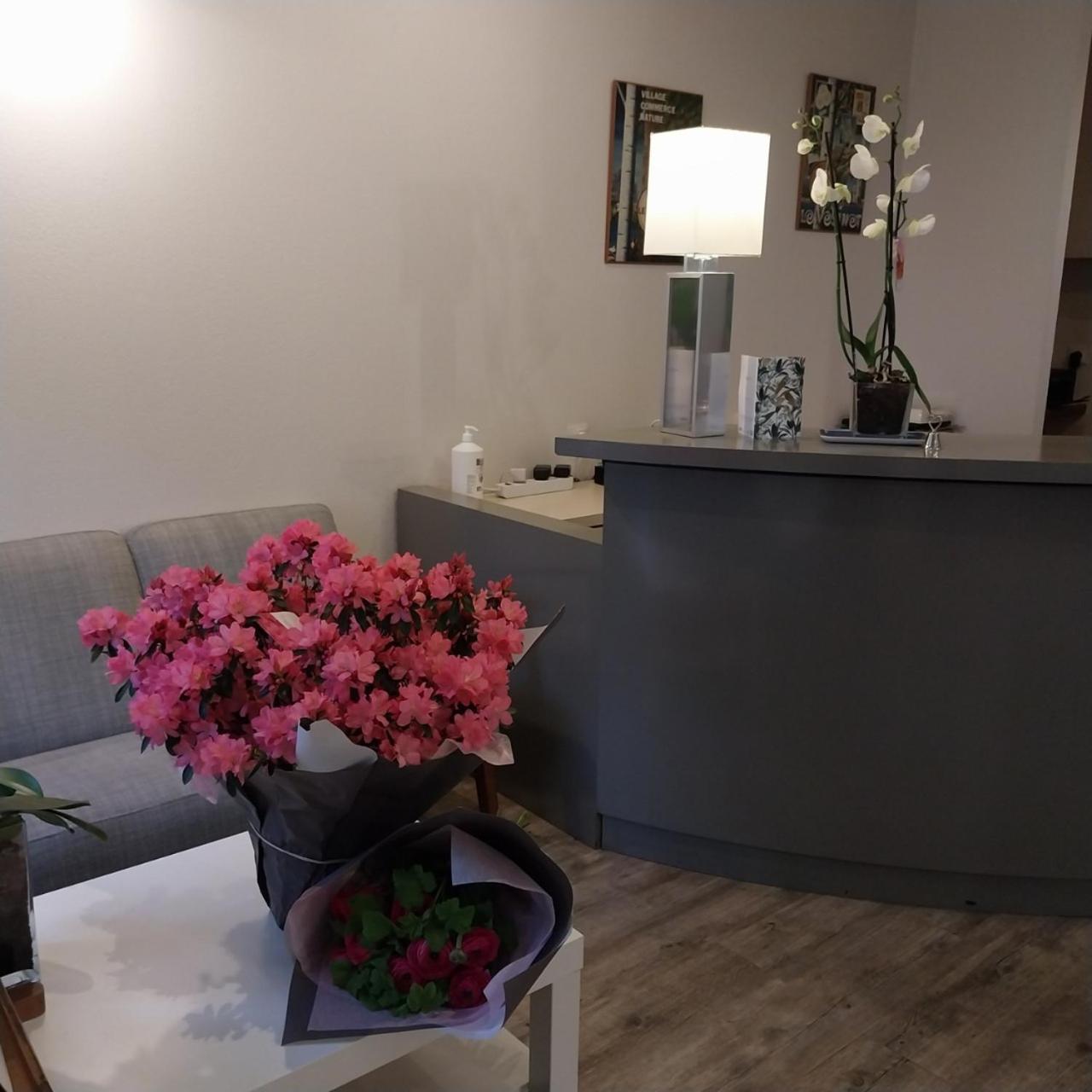 Hotel Paris Vesinet- Logis Hotel Restaurant Le Vésinet 외부 사진